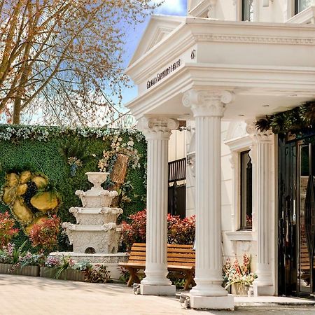 Grand Sapphire Hotel & Banqueting Croydon kerület Kültér fotó