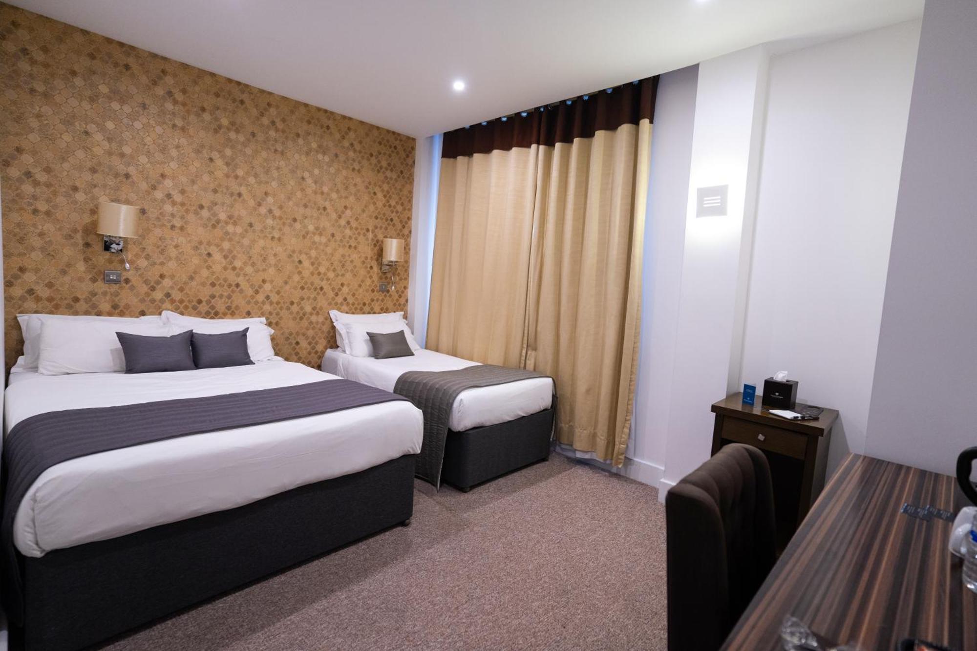 Grand Sapphire Hotel & Banqueting Croydon kerület Kültér fotó