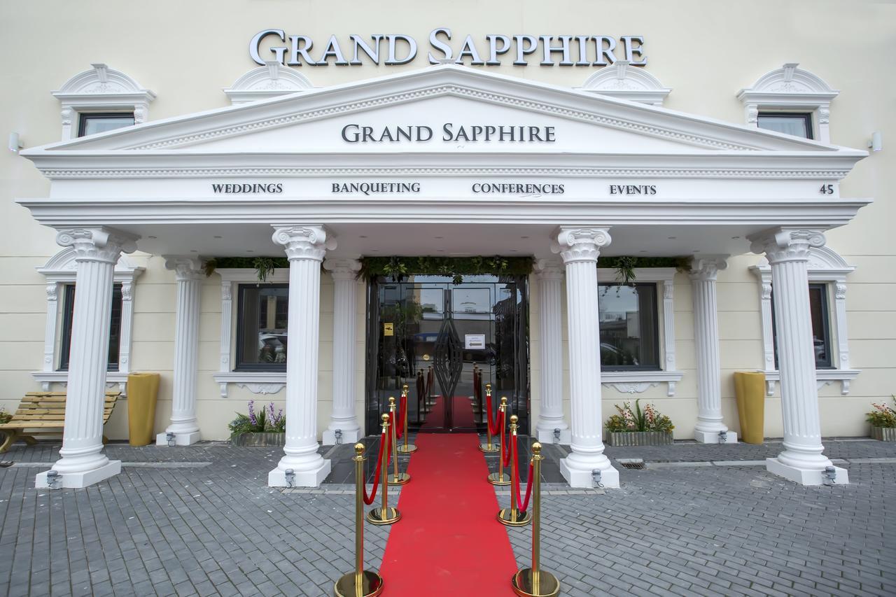 Grand Sapphire Hotel & Banqueting Croydon kerület Kültér fotó