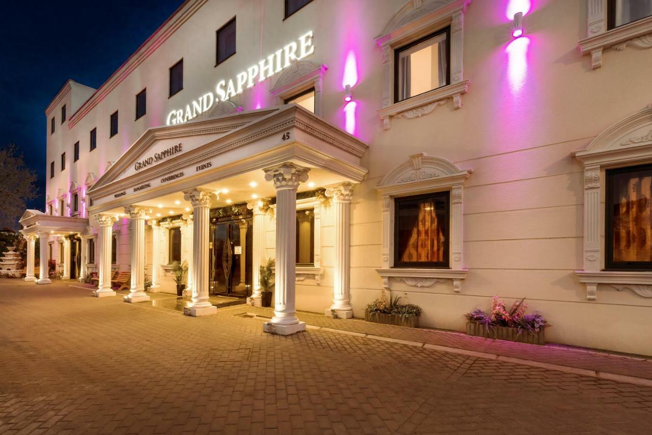 Grand Sapphire Hotel & Banqueting Croydon kerület Kültér fotó