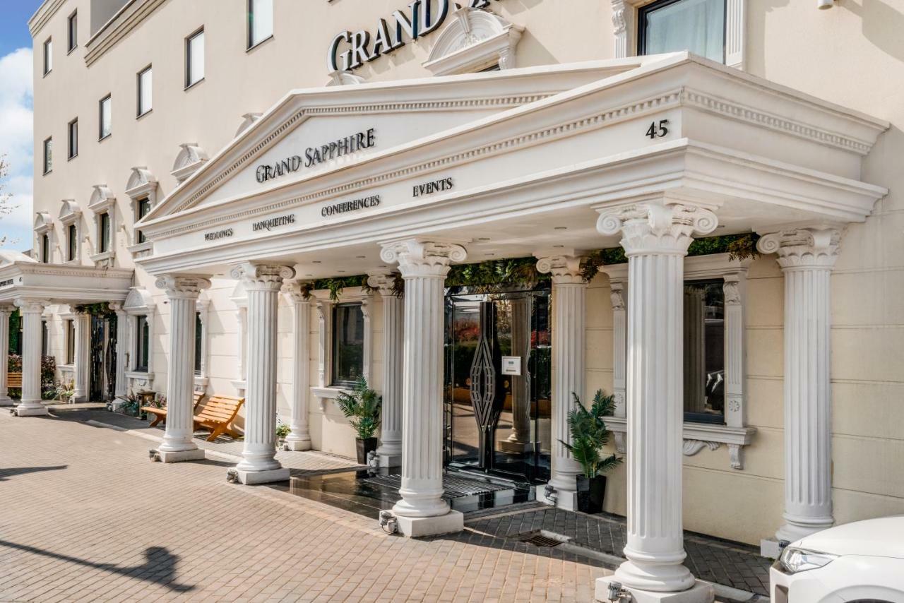 Grand Sapphire Hotel & Banqueting Croydon kerület Kültér fotó