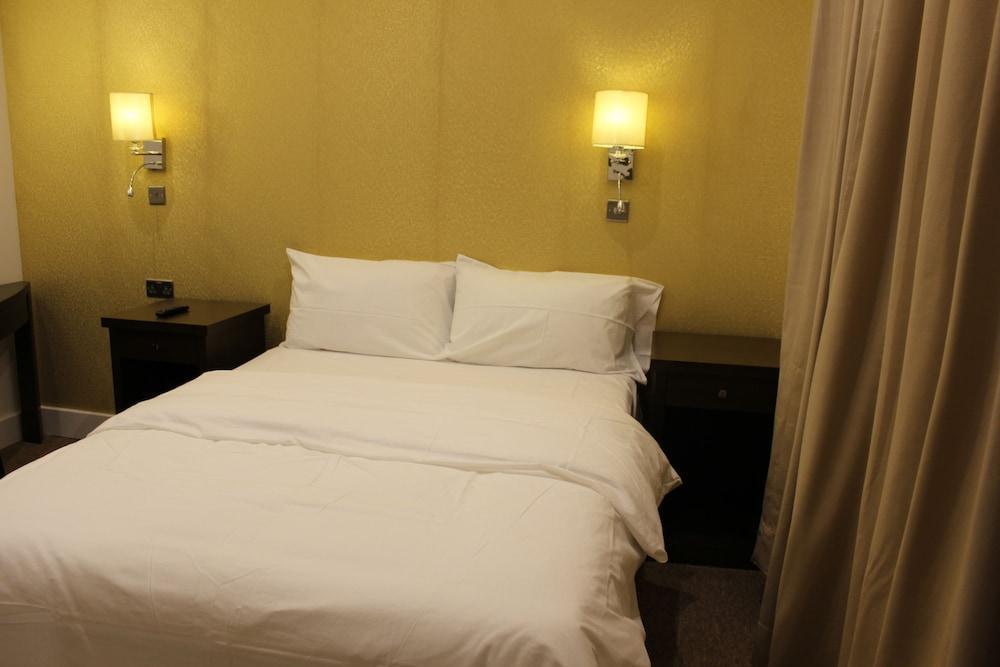 Grand Sapphire Hotel & Banqueting Croydon kerület Kültér fotó