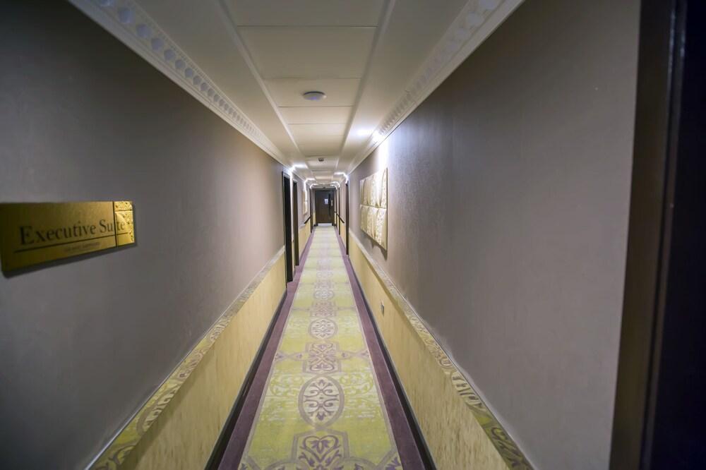 Grand Sapphire Hotel & Banqueting Croydon kerület Kültér fotó