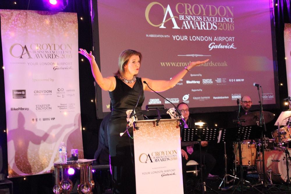 Grand Sapphire Hotel & Banqueting Croydon kerület Kültér fotó